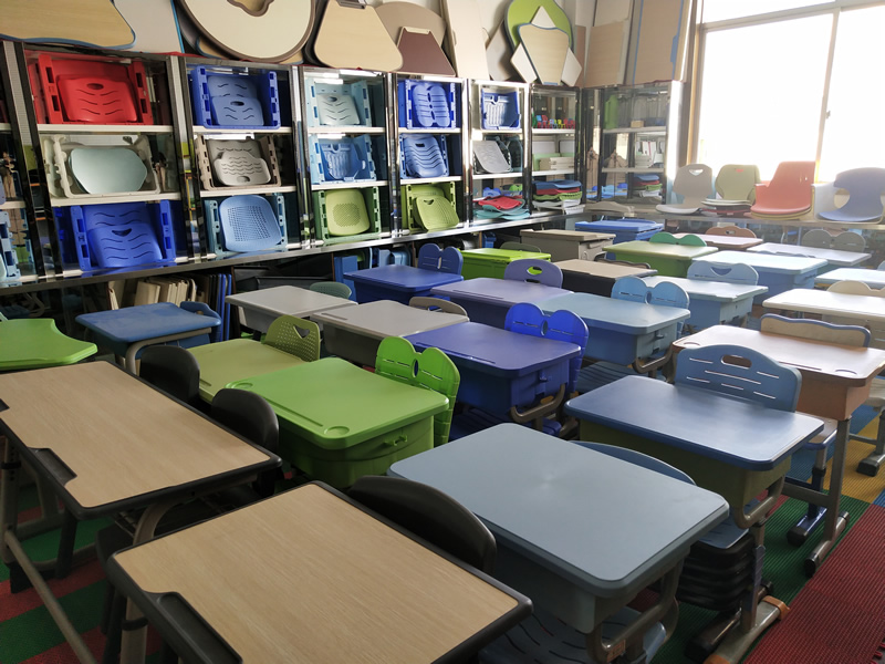 classroom furniture